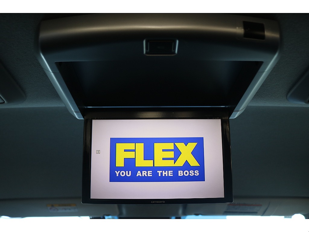 トヨタ ハイエース(4枚目)