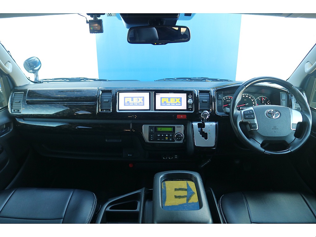 トヨタ ハイエース(9枚目)