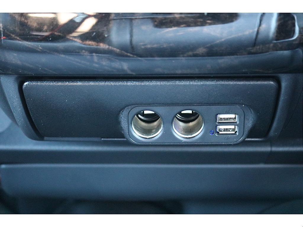 トヨタ ハイエース(10枚目)