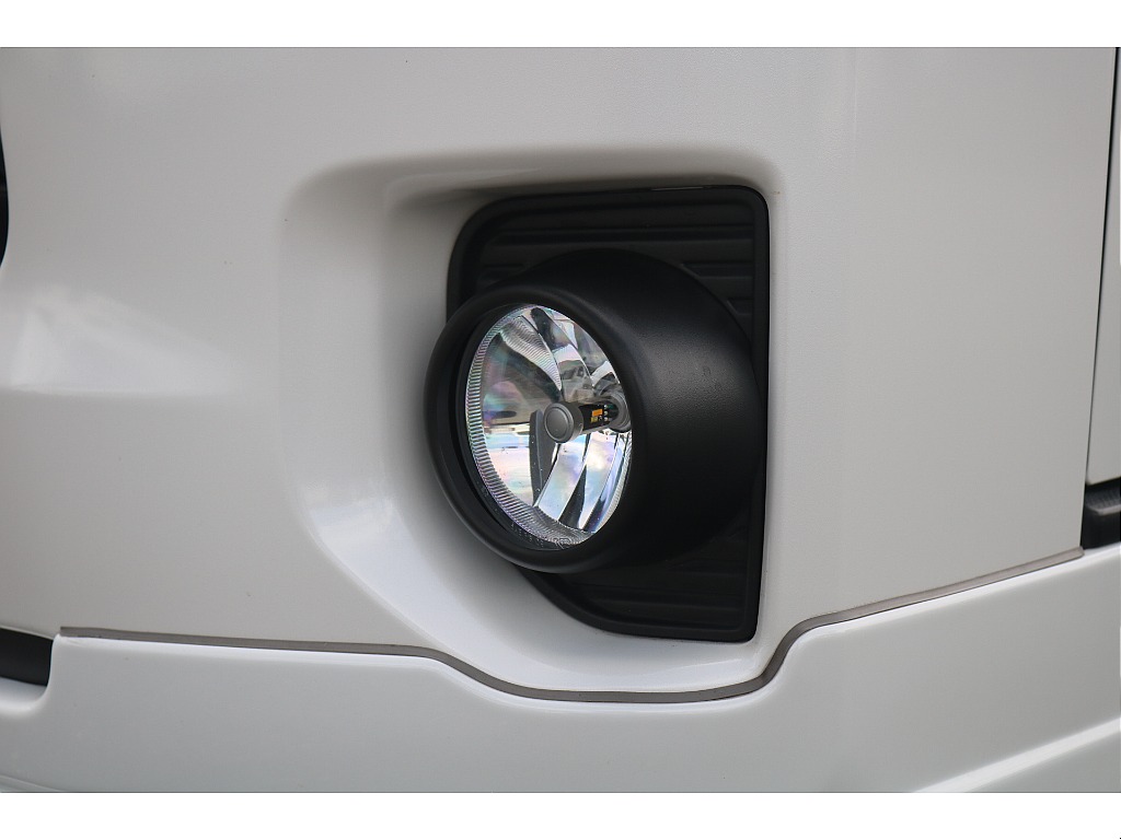 トヨタ ハイエースバン(22枚目)