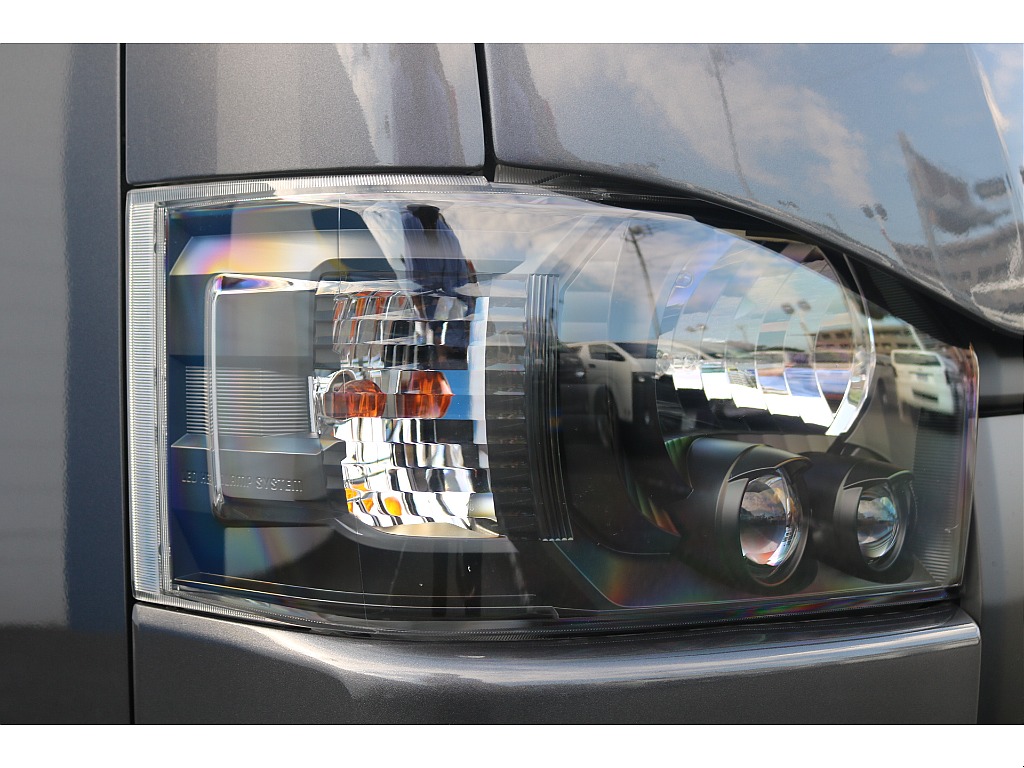 トヨタ ハイエースバン(23枚目)