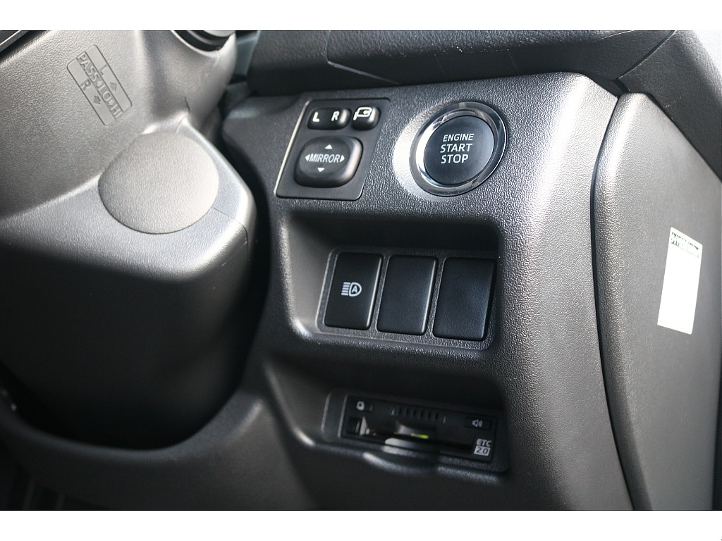 トヨタ ハイエースバン(39枚目)