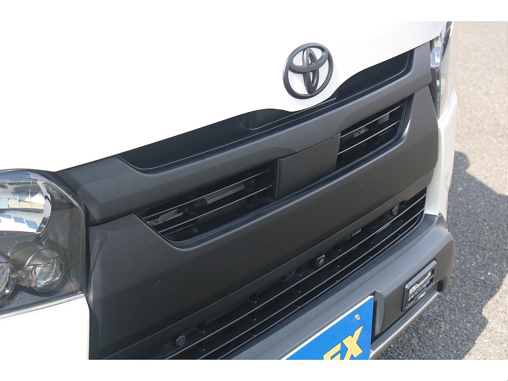 トヨタ ハイエースバン(23枚目)