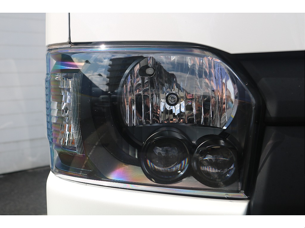 トヨタ ハイエースバン(26枚目)