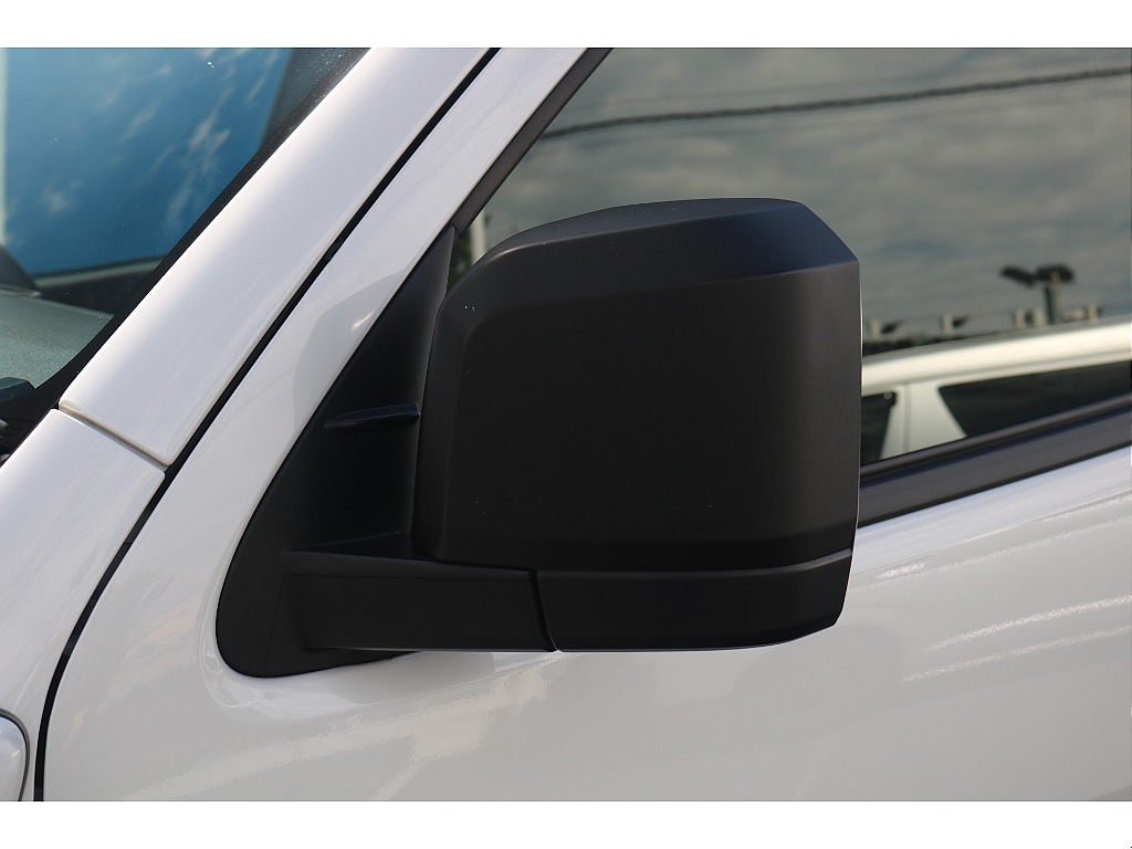 トヨタ ハイエースバン(27枚目)