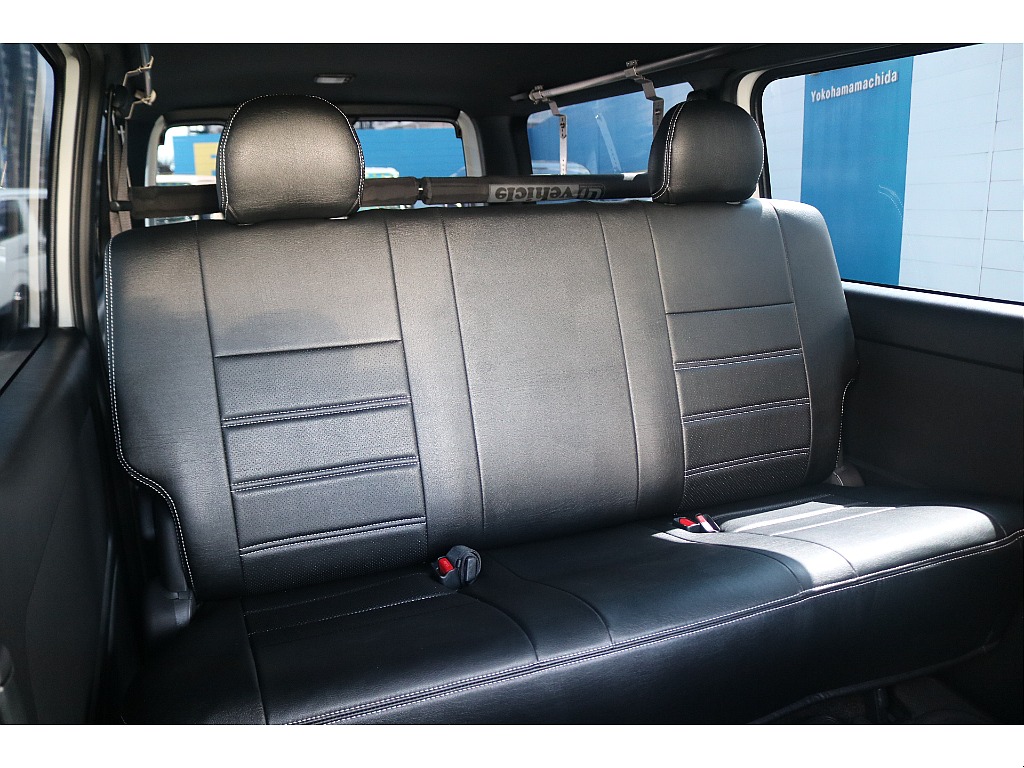 トヨタ ハイエースバン(35枚目)