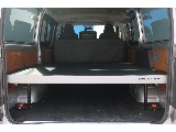 トヨタ ハイエースバン(2枚目)