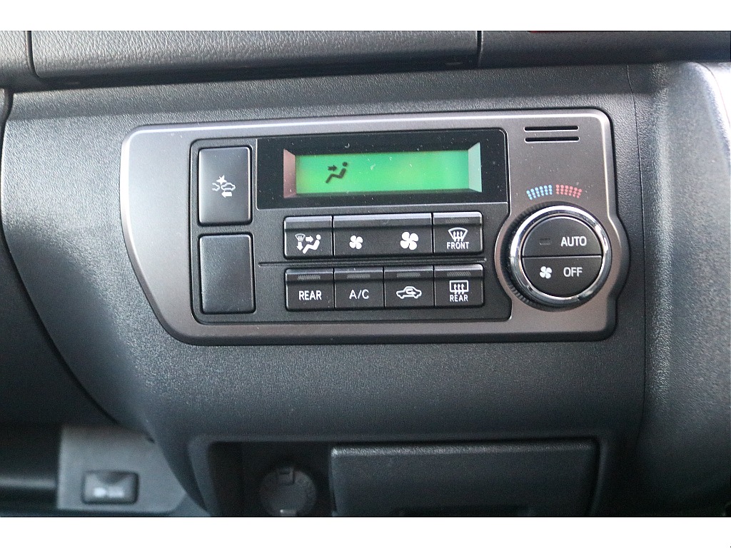 トヨタ ハイエースバン(31枚目)