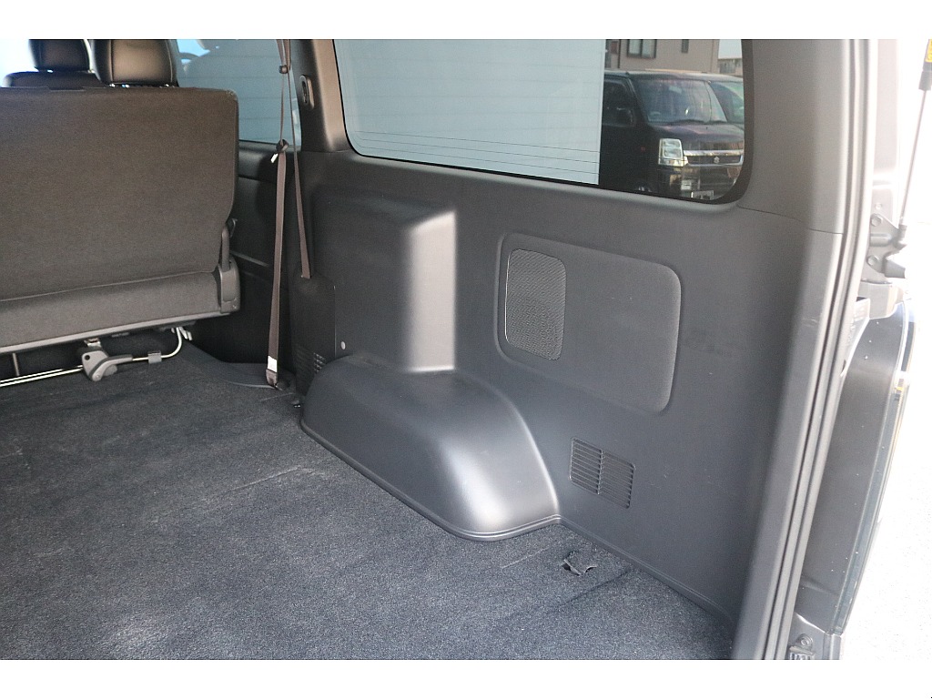 トヨタ ハイエースバン(38枚目)