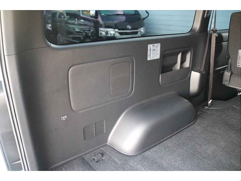 トヨタ ハイエースバン(39枚目)