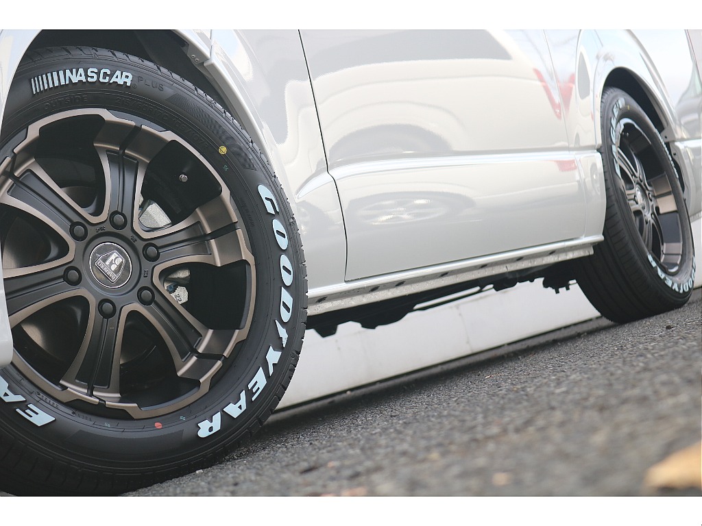 トヨタ ハイエース(26枚目)