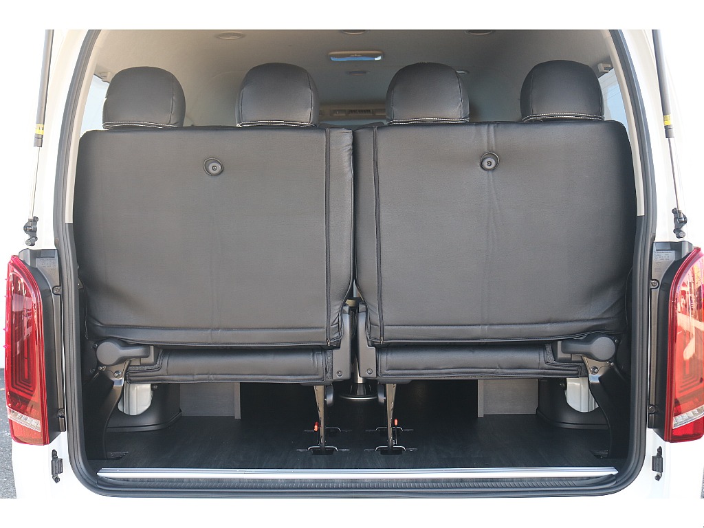 トヨタ ハイエース(11枚目)