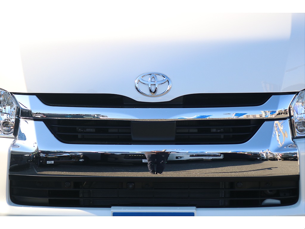 トヨタ ハイエース(23枚目)