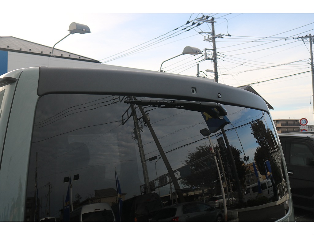 トヨタ ハイエースバン(18枚目)