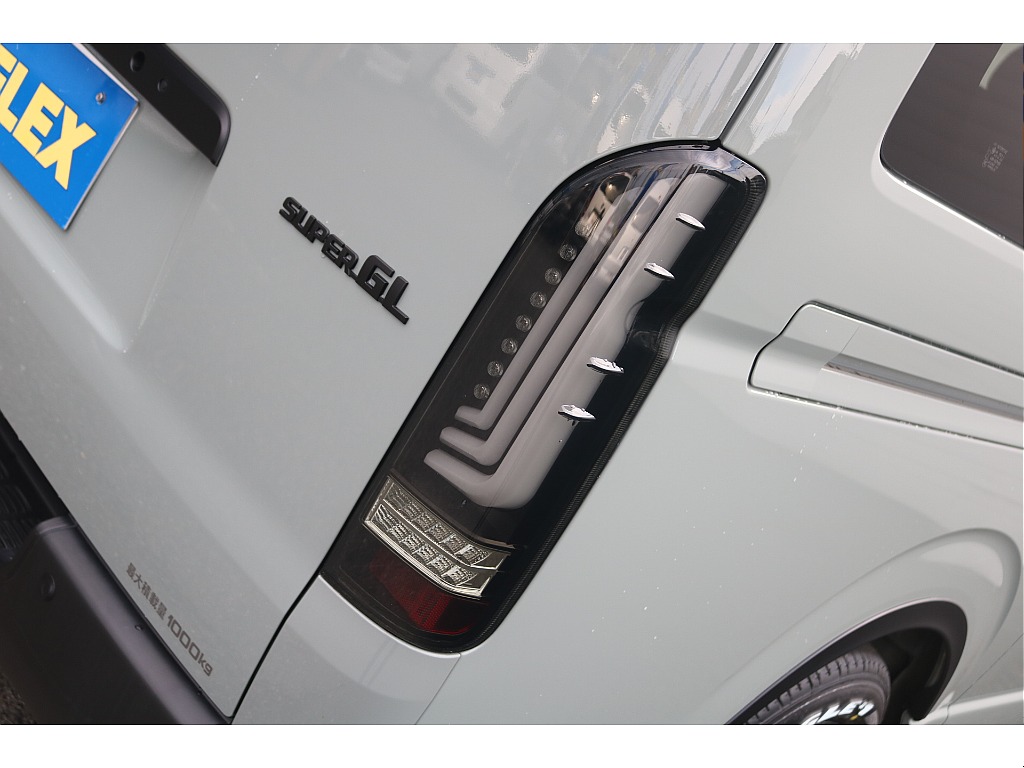 トヨタ ハイエースバン(20枚目)