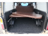 トヨタ ハイエースバン(3枚目)