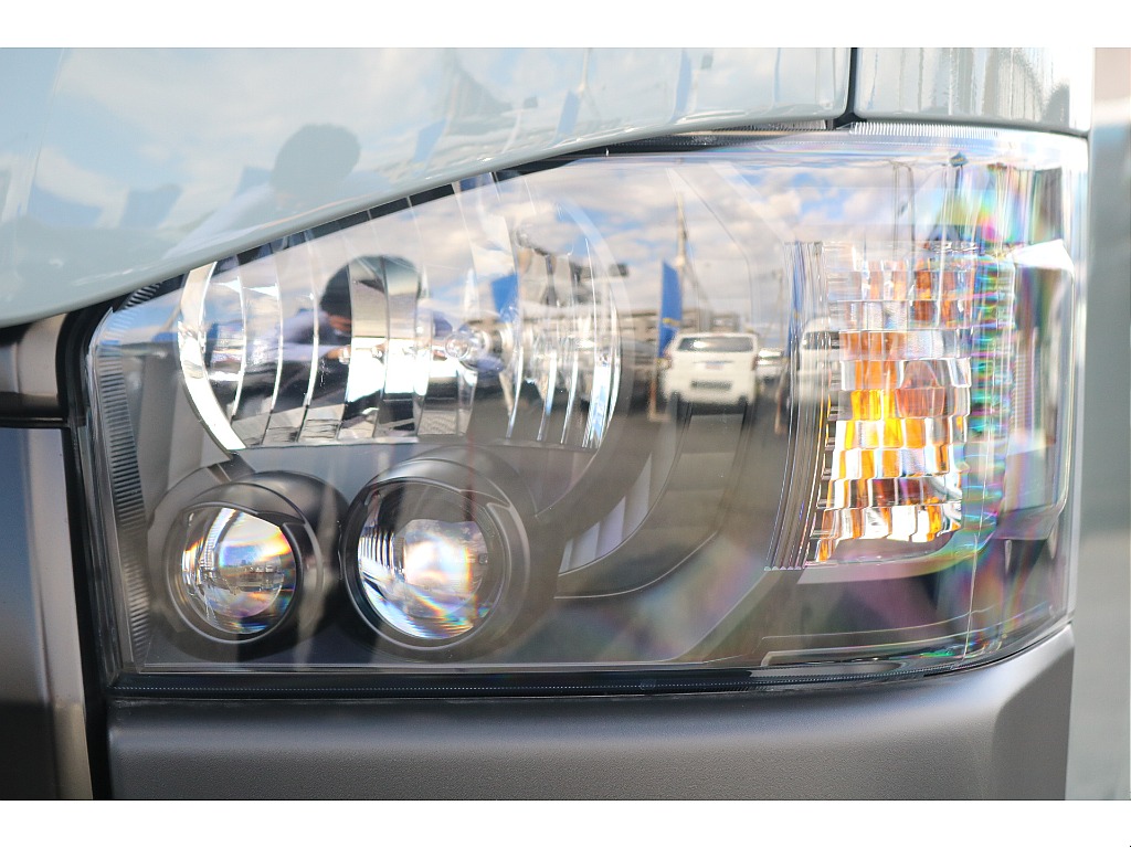 トヨタ ハイエースバン(23枚目)