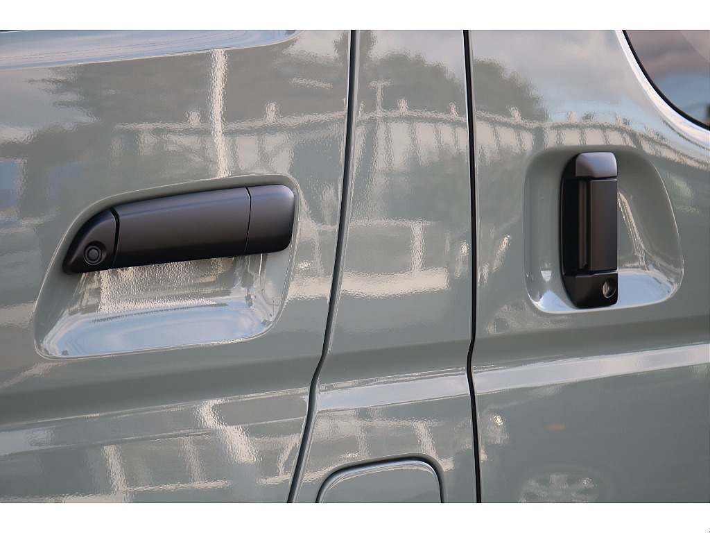 トヨタ ハイエースバン(28枚目)