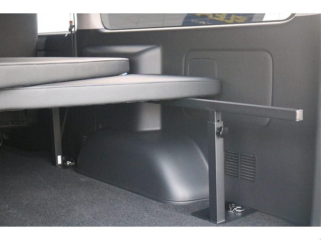 トヨタ ハイエースバン(31枚目)