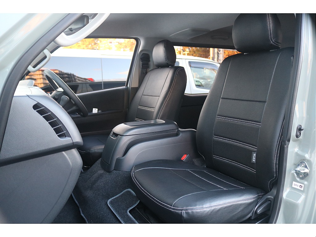 トヨタ ハイエースバン(38枚目)