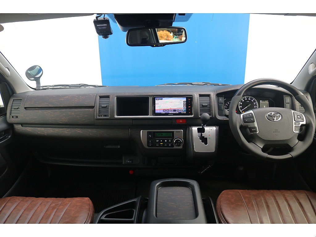 艶消しマホガニーインテリアパネル付き♪