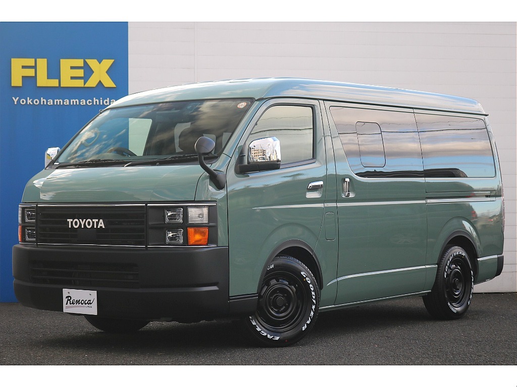 外装はRenocaコーストラインでカスタム！ オプションのLEDヘッドライト オリーブグレーに全塗装とカスタム盛りだくさん！