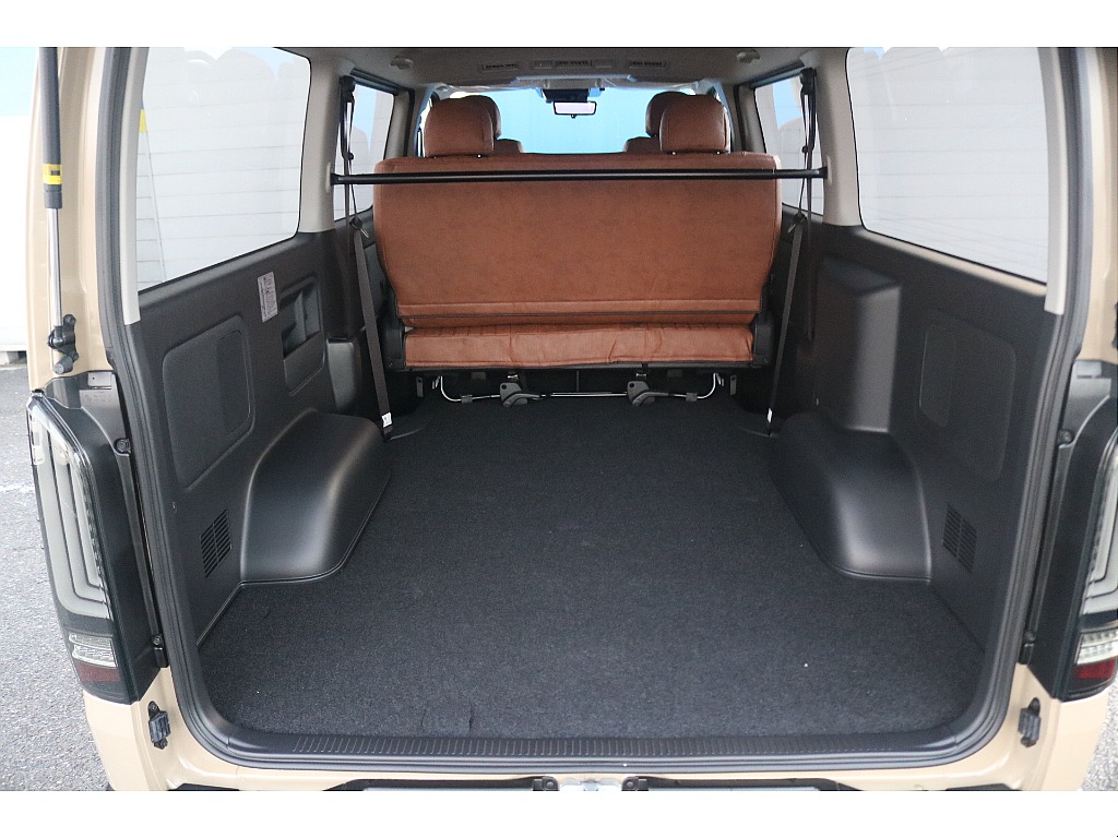 トヨタ ハイエースバン(11枚目)