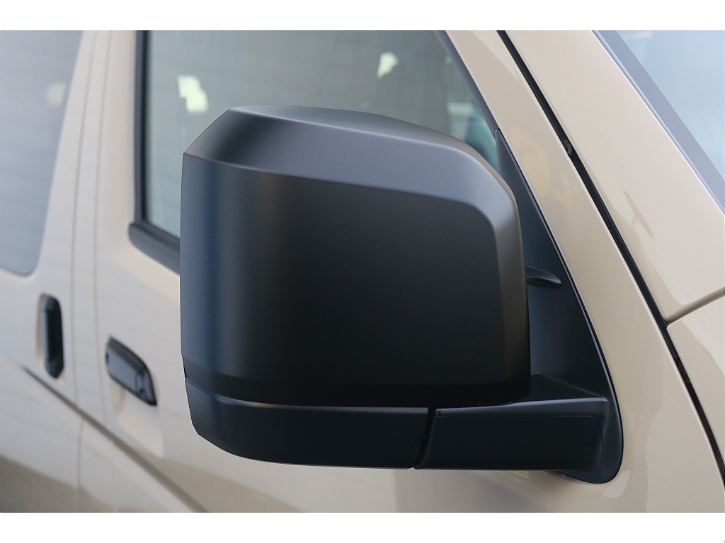 トヨタ ハイエースバン(19枚目)