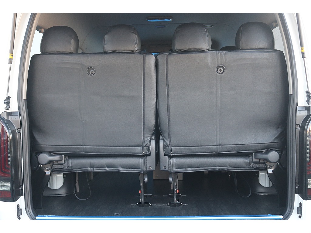 トヨタ ハイエース(15枚目)