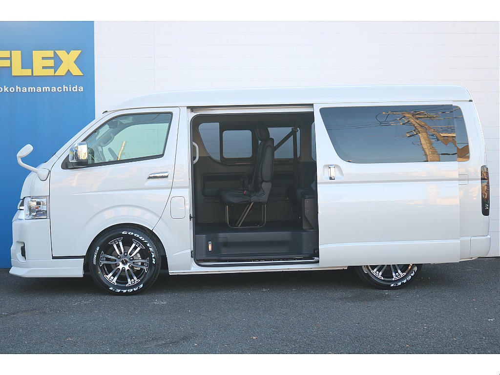 トヨタ ハイエース(25枚目)