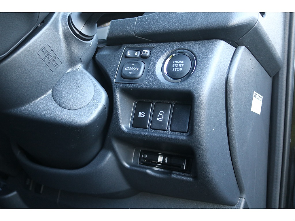 トヨタ ハイエース(28枚目)