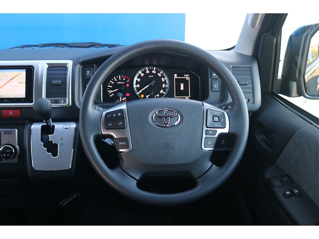 トヨタ ハイエース(33枚目)