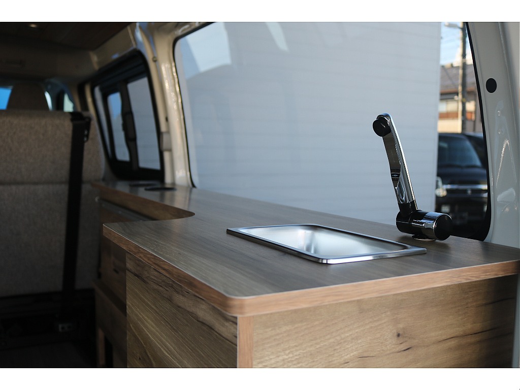 トヨタ ハイエースバン(33枚目)