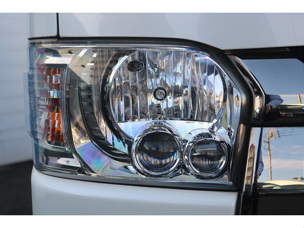 トヨタ ハイエースバン(30枚目)