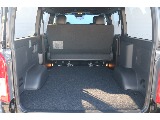 トヨタ ハイエースバン(2枚目)