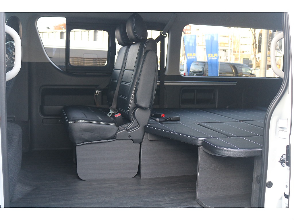 トヨタ ハイエース(30枚目)