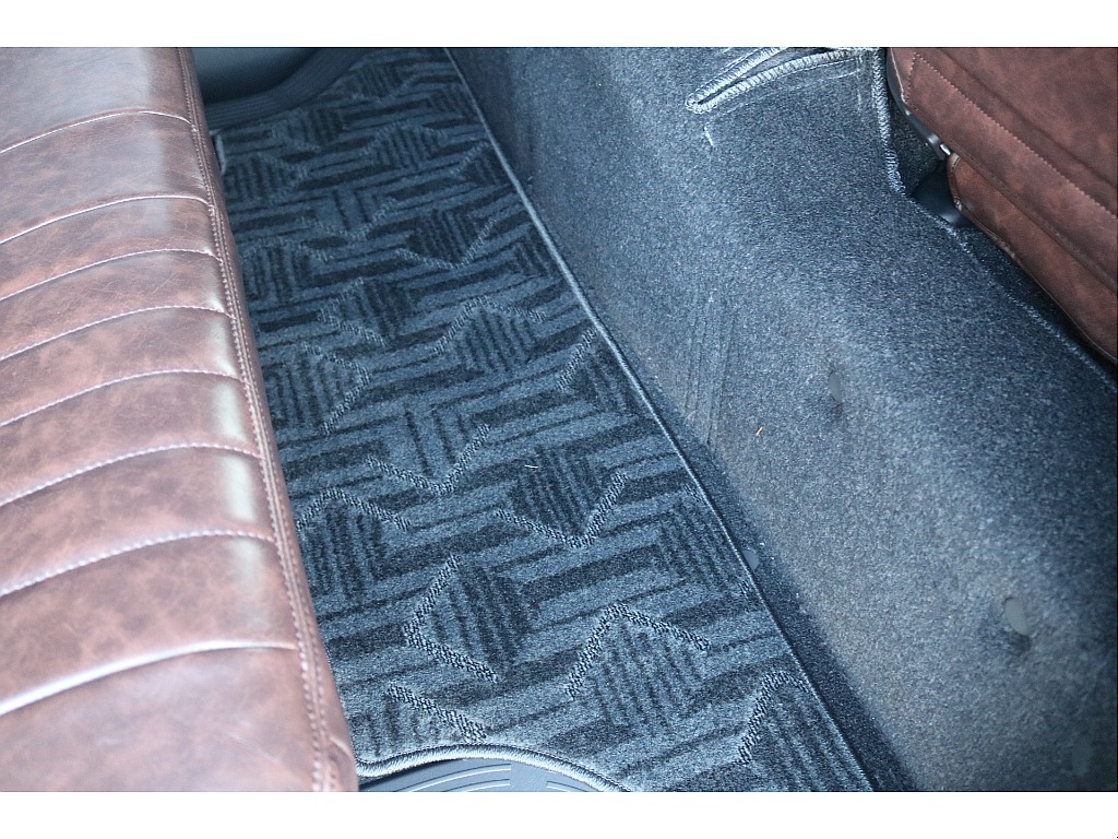 トヨタ ハイエースバン(39枚目)