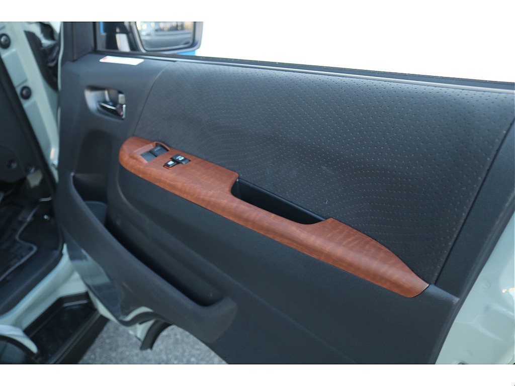 トヨタ ハイエースバン(40枚目)