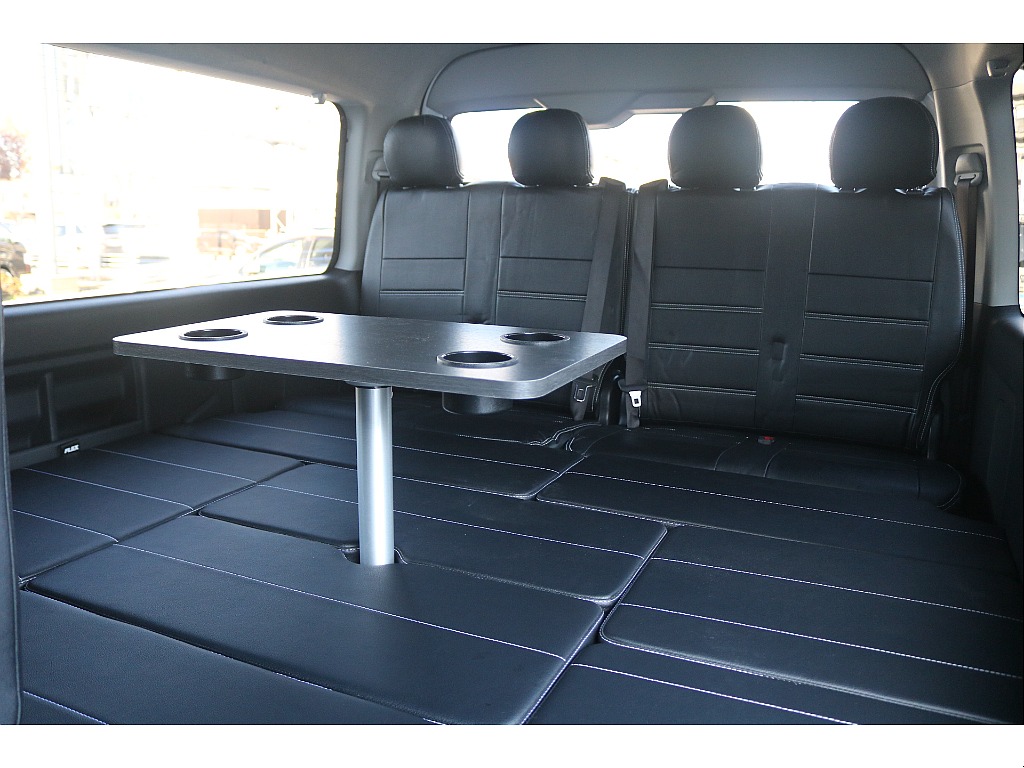 トヨタ ハイエース(16枚目)