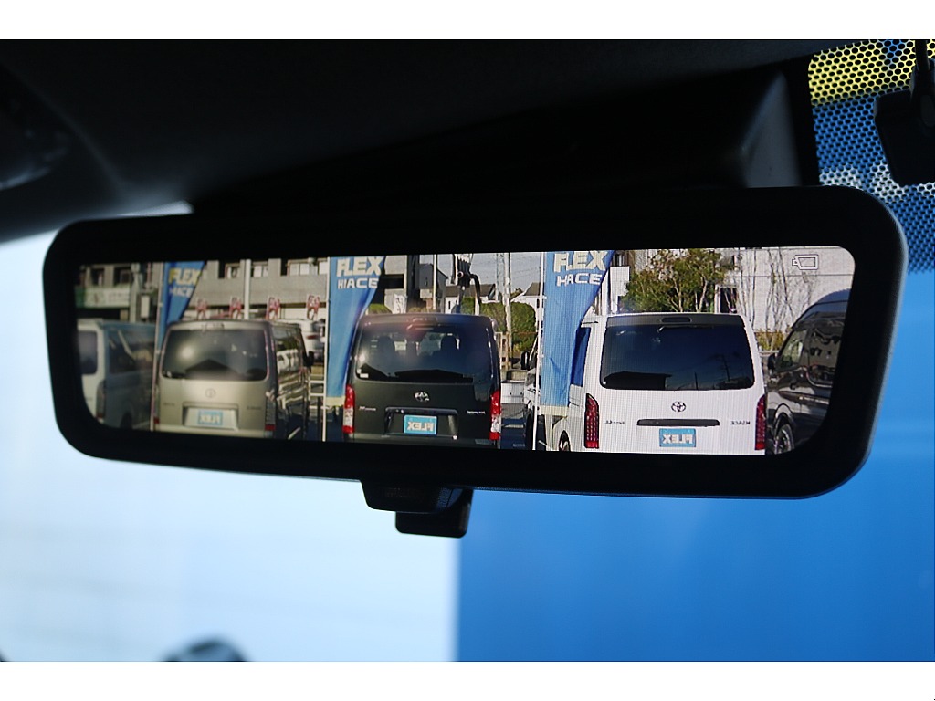 トヨタ ハイエース(30枚目)