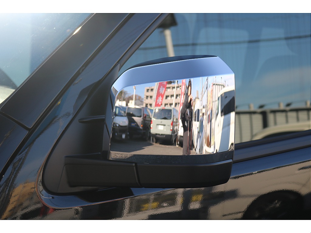 トヨタ ハイエースバン(28枚目)