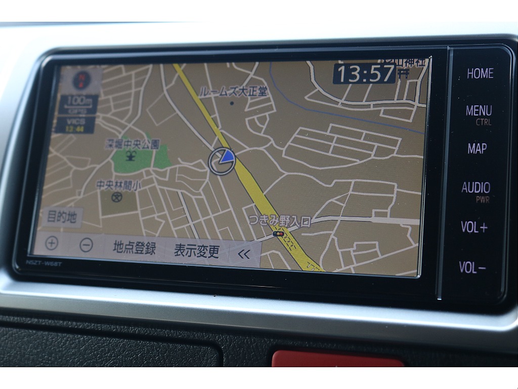 トヨタ ハイエースバン(8枚目)