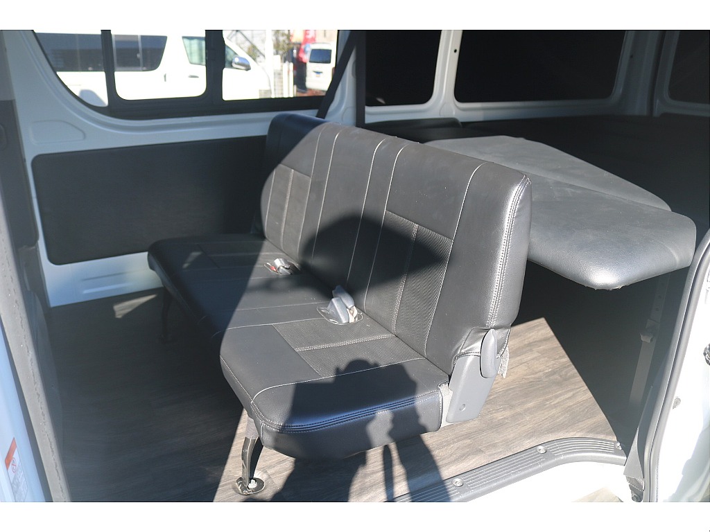 トヨタ ハイエースバン(40枚目)