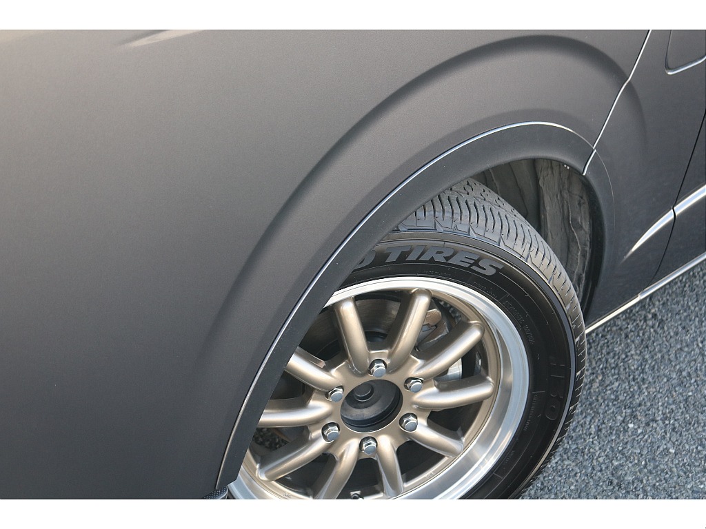 トヨタ ハイエースバン(7枚目)