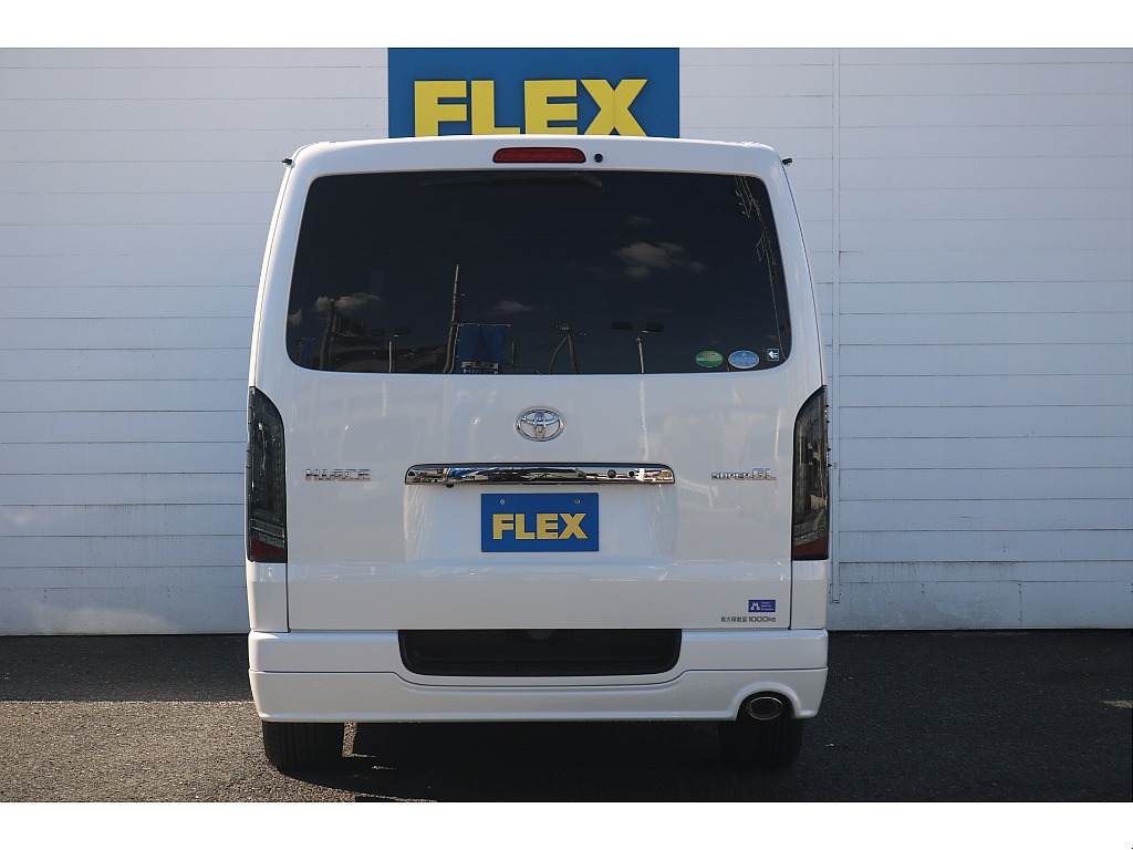トヨタ ハイエースバン(20枚目)