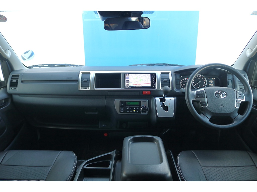 トヨタ ハイエース(20枚目)