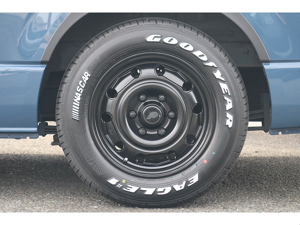 トヨタ ハイエースバン(15枚目)