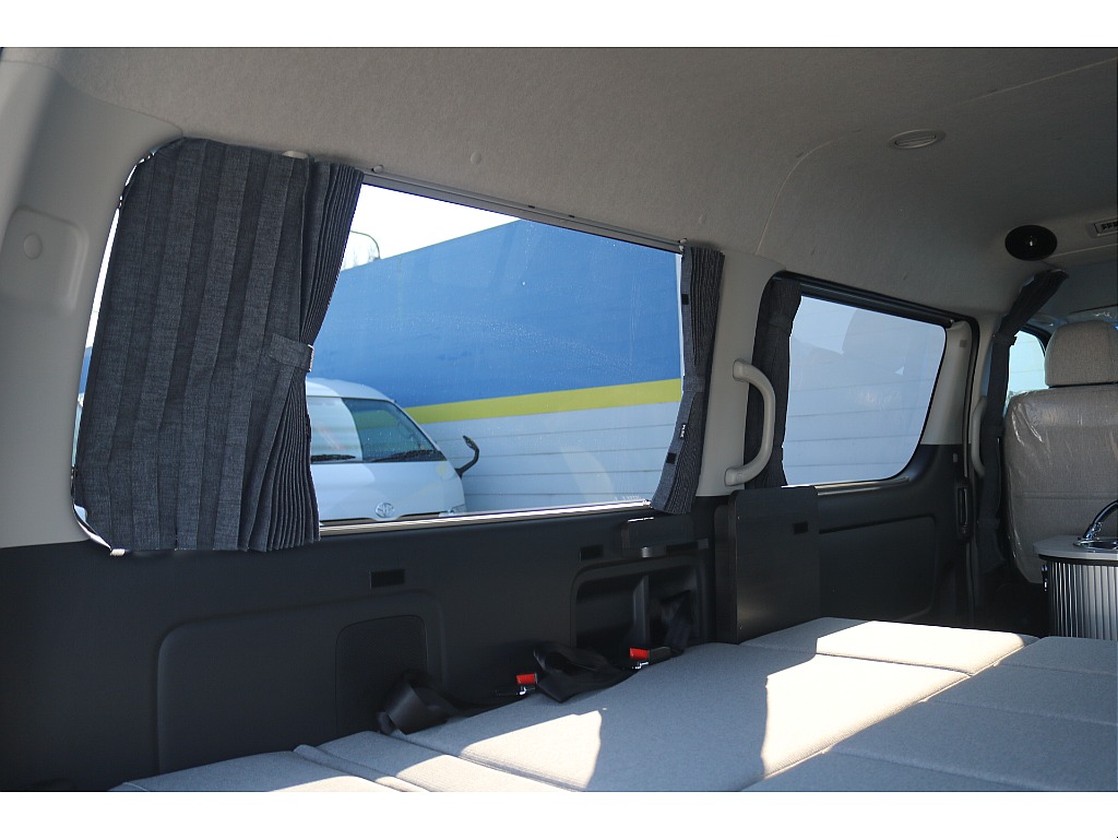 トヨタ ハイエース(7枚目)