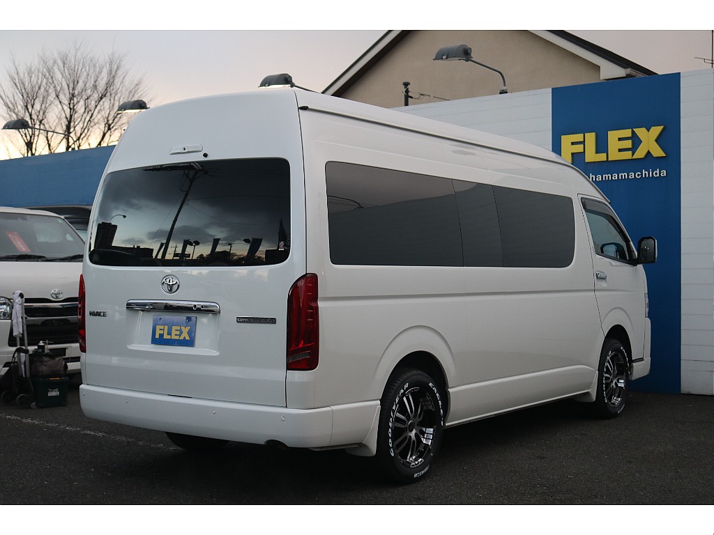 トヨタ ハイエース(14枚目)