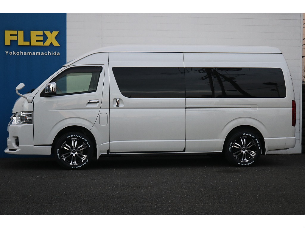 トヨタ ハイエース(17枚目)